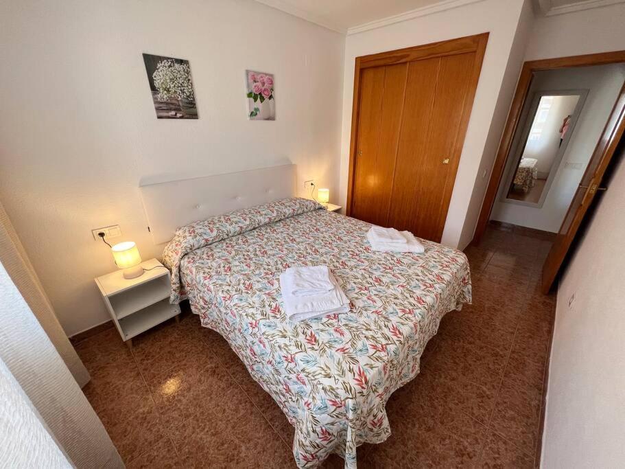 Nice And Central Apartment Torrevieja Exterior photo