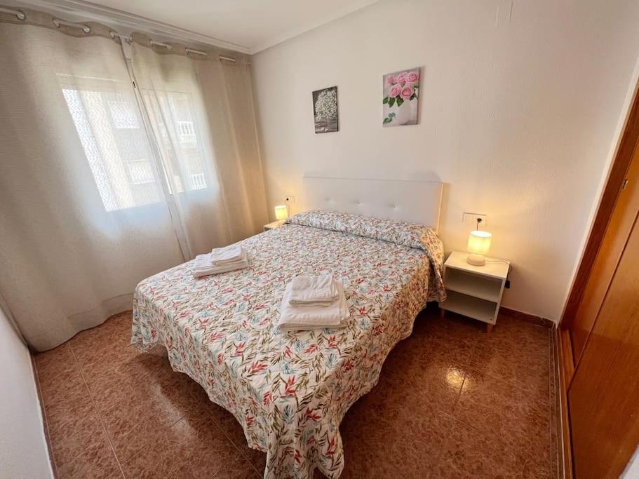 Nice And Central Apartment Torrevieja Exterior photo